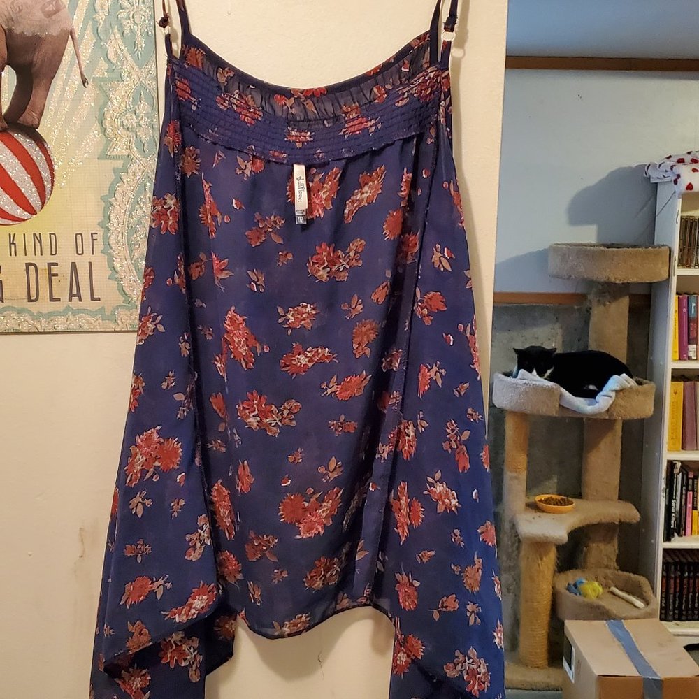 Wallflower  top